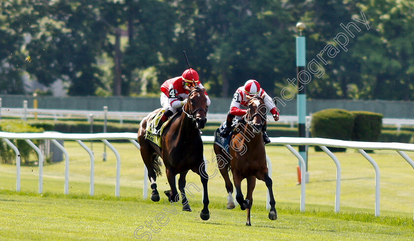 Cambier-Parc-0001 
 CAMBIER PARC (left, Jose Ortiz) beats NEWSPAPEROFRECORD (right) in The Wonder Again Stakes
Belmont Park USA, 6 Jun 2019 - Pic Steven Cargill / Racingfotos.com