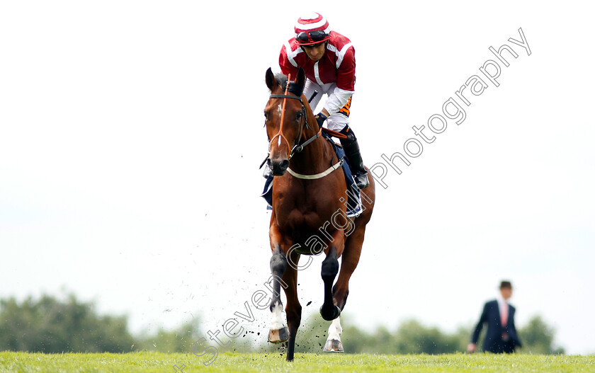 Salouen-0001 
 SALOUEN (Silvestre De Sousa)
Epsom 1 Jun 2018 - Pic Steven Cargill / Racingfotos.com