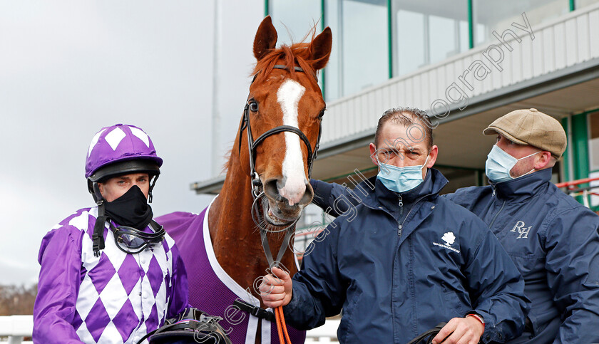 Mums-Tipple-0007 
 MUMS TIPPLE (Ryan Moore) after The Bombardier Lady Wulfruna Stakes
Wolverhampton 13 Mar 2021 - Pic Steven Cargill / Racingfotos.com