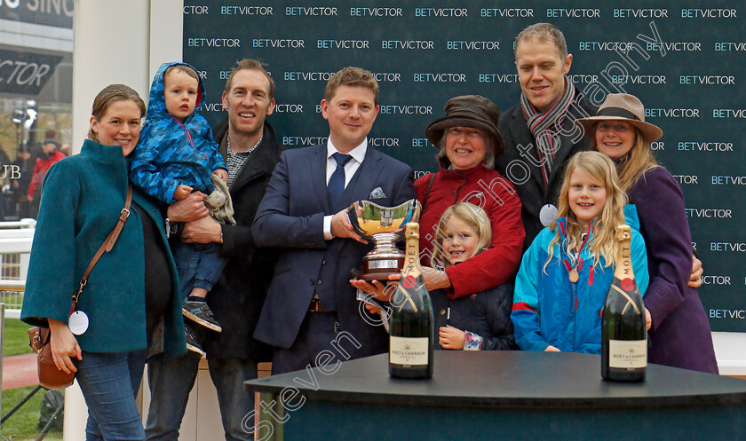 Perfect-Candidate-0007 
 Presentation for The BetVictor.com Handicap Chase Cheltenham 18 Nov 2017 - Pic Steven Cargill / Racingfotos.com