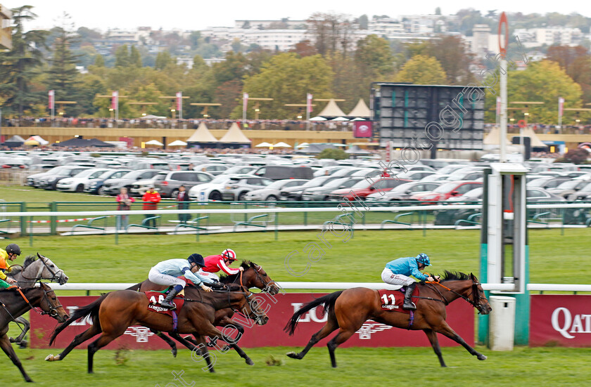 Makarova-0001 
 MAKAROVA (Tom Marquand) wins The Prix de l'Abbaye de Longchamp
Longchamp 6 Oct 2024 - Pic Steven Cargill / Racingfotos.com