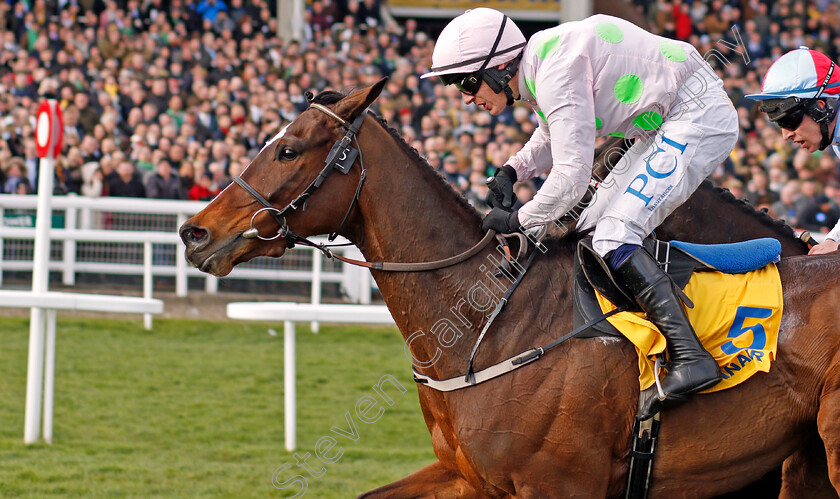 Min-0006 
 MIN (Paul Townend) wins The Ryanair Chase
Cheltenham 12 Mar 2020 - Pic Steven Cargill / Racingfotos.com