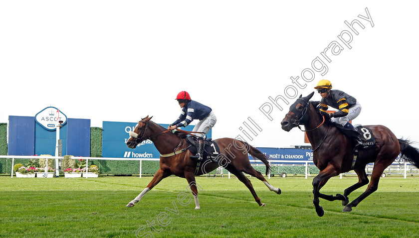 Crystal-Casque-0002 
 CRYSTAL CASQUE (Jo Supple) beats DOUBLE TIME (right) in The LK Bennett Lady Amateur Jockeys Handicap
Ascot 8 Sep 2023 - Pic Steven Cargill / Racingfotos.com