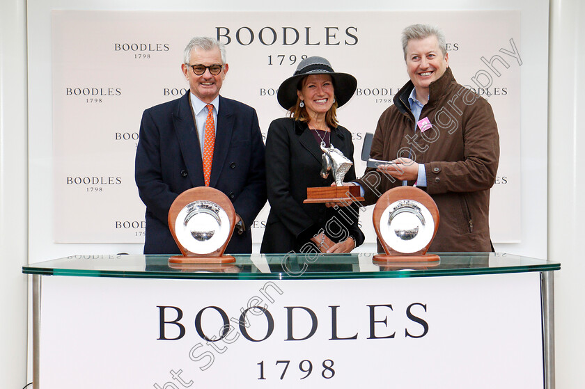 Veneer-Of-Charm-0007 
 Presentation to Martin Wasylocha for The Boodles Fred Winter Juvenile Handicap Hurdle won by VENEER OF CHARM Cheltenham 14 Mar 2018 - Pic Steven Cargill / Racingfotos.com