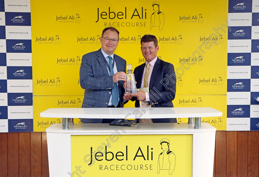 Clifton-Bay-0014 
 Presentation for The Jebel Ali Racecourse EBF Maiden Fillies Stakes
Newbury 27 Jul 2023 - Pic Steven Cargill / Racingfotos.com