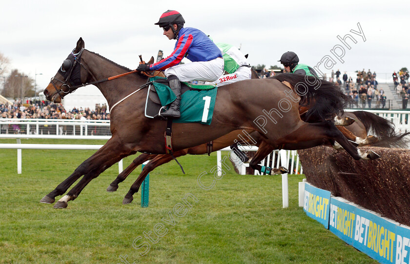 Beware-The-Bear-0002 
 BEWARE THE BEAR (Jeremiah McGrath) wins The Join The BetBright Racing Club Handicap Chase
Cheltenham 1 Jan 2019 - Pic Steven Cargill / Racingfotos.com