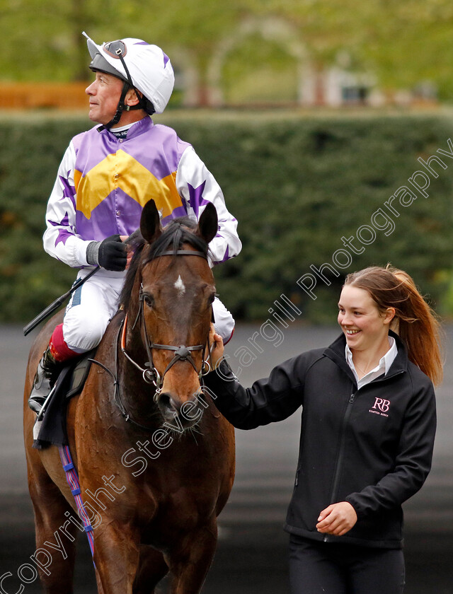 New-Mandate-0012 
 NEW MANDATE (Frankie Dettori) after The Paradise Stakes
Ascot 27 Apr 2022 - Pic Steven Cargill / Racingfotos.com