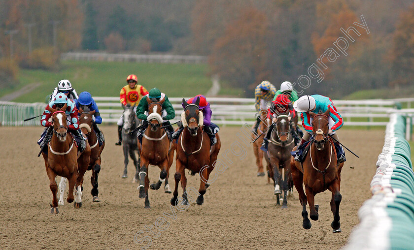 Lake-Shore-Drive-0002 
 LAKE SHORE DRIVE (Stevie Donohoe) wins The Betway Handicap Lingfield 21 Nov 2017 - Pic Steven Cargill / Racingfotos.com