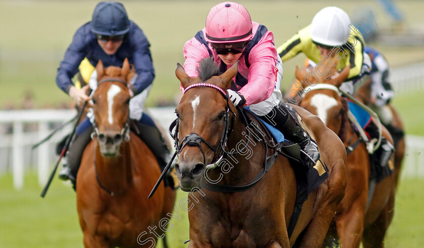 Sweet-Memories-0003 
 SWEET MEMORIES (Hollie Doyle) wins The British EBF 40th Anniversary Chalice Stakes
Newmarket 5 Aug 2023 - Pic Steven Cargill / Racingfotos.com