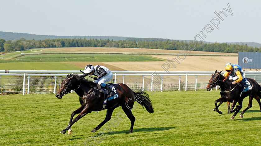 Coto-De-Caza-0002 
 COTO DE CAZA (Harry Davies) wins The British Stallion Studs EBF Alice Keppel Fillies Stakes
Goodwood 31 Jul 2024 - Pic Steven Cargill / Racingfotos.com