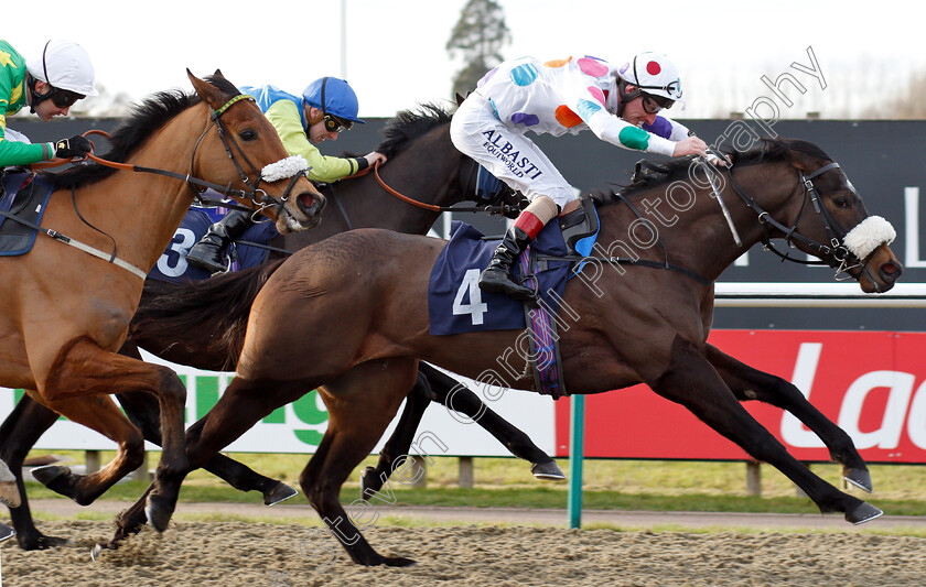 Weloof-0004 
 WELOOF (Adam Kirby) wins The sunracing.co.uk Handicap
Lingfield 18 Jan 2019 - Pic Steven Cargill / Racingfotos.com