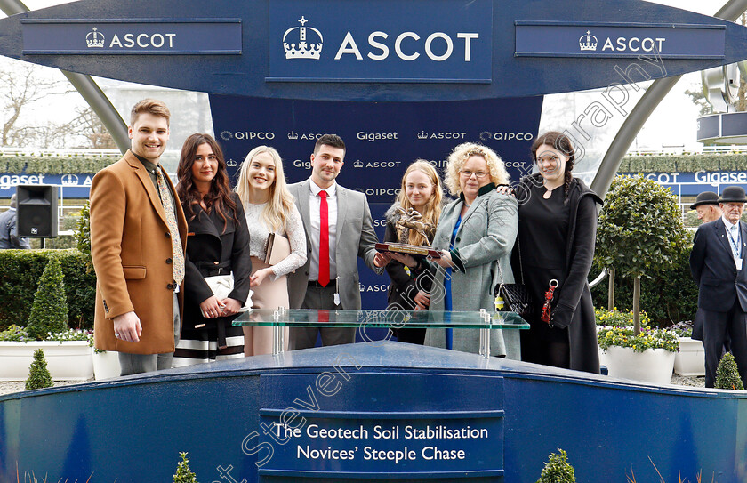 Happy-Diva-0009 
 Presentation for The Geotech Soil Stabilisation Novices Chase won by HAPPY DIVA Ascot 25 Mar 2018 - Pic Steven Cargill / Racingfotos.com