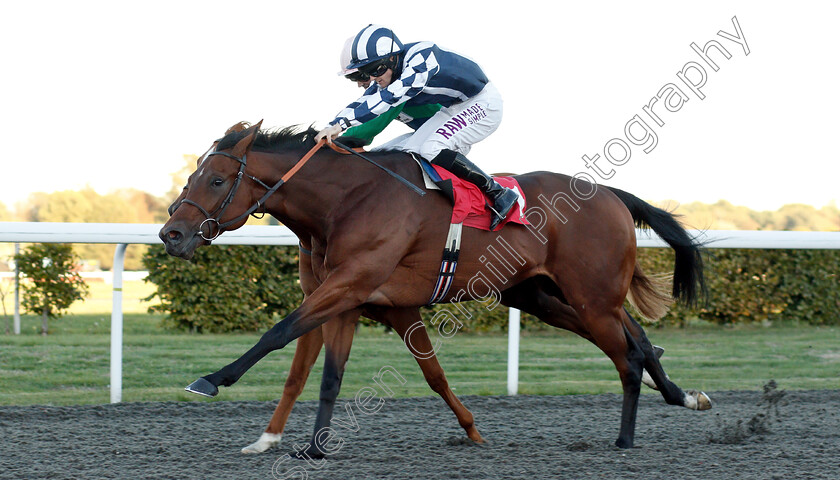 Korcho-0003 
 KORCHO (Charlie Bennett) wins The Bet At racinguk.com Nursery
Kempton 27 Sep 2018 - Pic Steven Cargill / Racingfotos.com