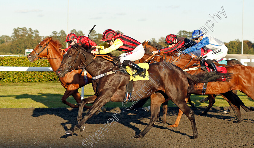 Magicinthemaking-0002 
 MAGICINTHEMAKING (Hollie Doyle) beats TURN TO ROCK (farside) in The Racing TV Profits To Returned To Racing Handicap Div2
Kempton 2 Oct 2019 - Pic Steven Cargill / Racingfotos.com