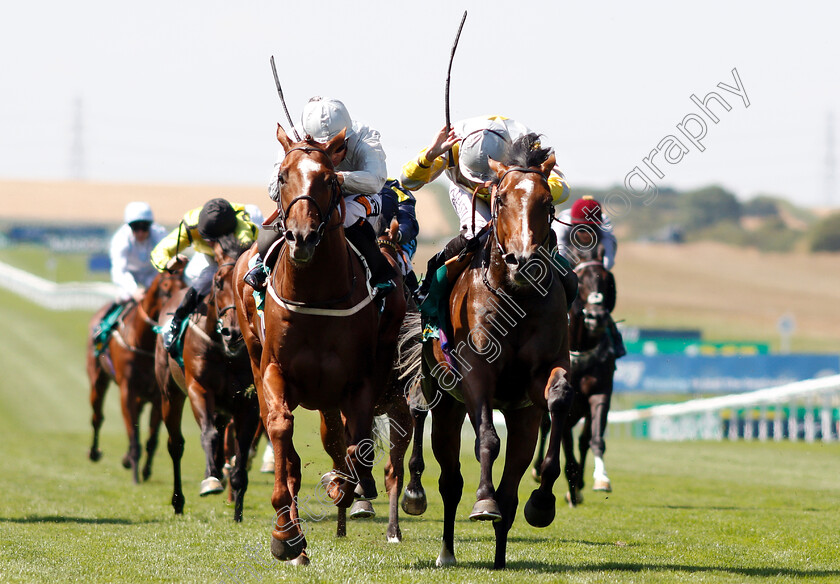 Communique-0002 
 COMMUNIQUE (left, Silvestre De Sousa) beats ZAAKI (right) in The bet365 Handicap
Newmarket 13 Jul 2018 - Pic Steven Cargill / Racingfotos.com