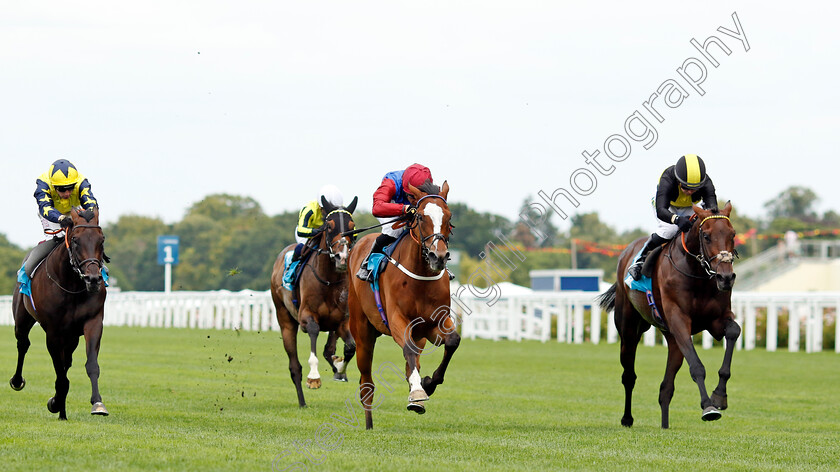 Mount-Atlas-0005 
 MOUNT ATLAS (right, Hayley Turner) beats INSANITY (centre) in The John Guest Racing Handicap
Ascot 26 Jul 2024 - Pic Steven Cargill / Racingfotos.com