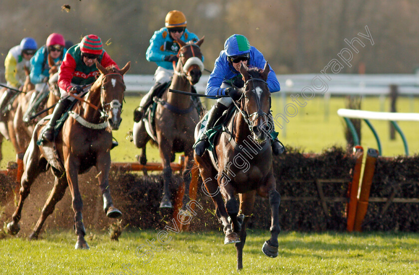 Jet-Plane-0002 
 JET PLANE (Harry Skelton) is clear at the second-last but was to fall at the last in The Alpha Boilers Handicap Hurdle
Warwick 9 Dec 2021 - Pic Steven Cargill / Racingfotos.com