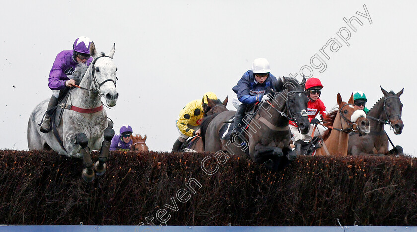 Yalltari-and-Black-Corton-0001 
 YALLTARI (left, Charlie Deutsch) with BLAK CORTON (centre, Bryony Frost)
Ascot 21 Dec 2019 - Pic Steven Cargill / Racingfotos.com