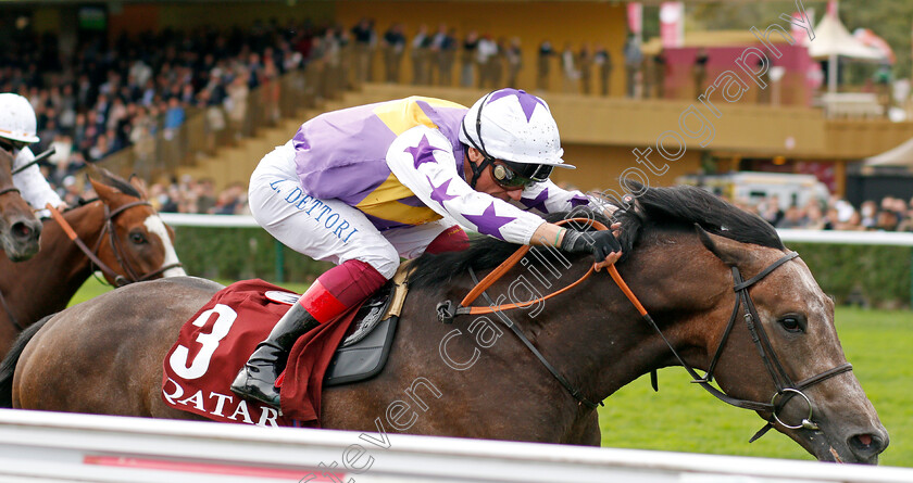 Angel-Bleu-0007 
 ANGEL BLEU (Frankie Dettori) wins The Qatar Prix Jean-Luc Lagardere
Longchamp 3 Oct 2021 - Pic Steven Cargill / Racingfotos.com