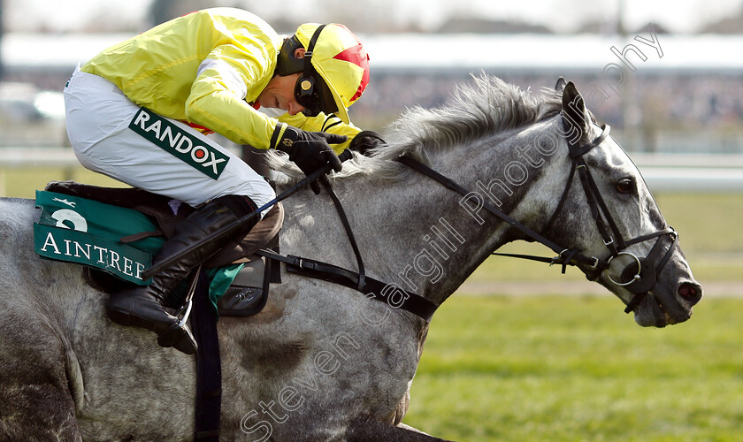 Aux-Ptits-Soins-0006 
 AUX PTITS SOINS (Harry Skelton) wins The Gaskells Handicap Hurdle
Aintree 6 Apr 2019 - Pic Steven Cargill / Racingfotos.com