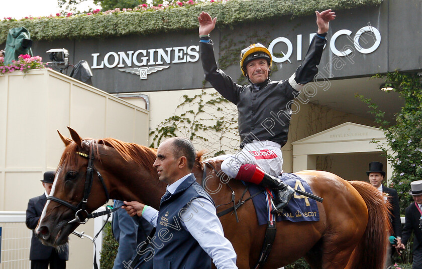 Stradivarius-0019 
 STRADIVARIUS (Frankie Dettori) after The Gold Cup
Royal Ascot 20 Jun 2019 - Pic Steven Cargill / Racingfotos.com