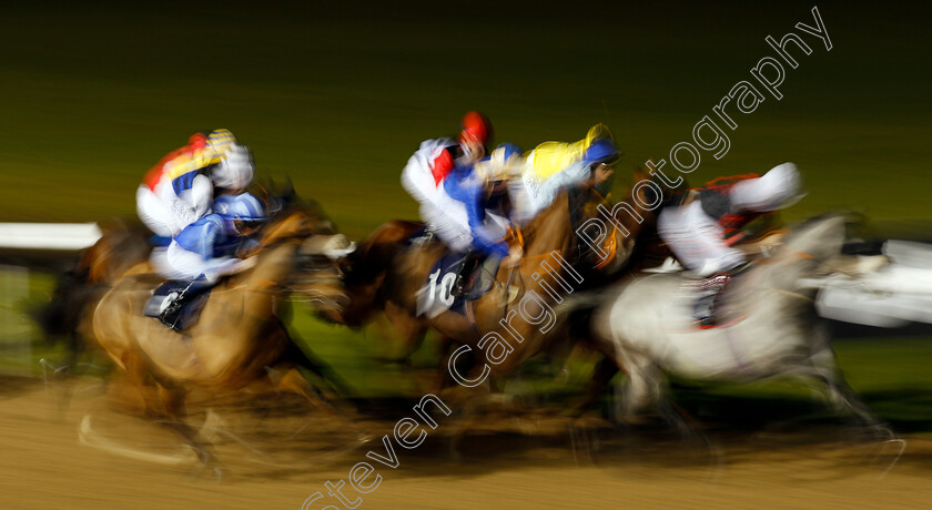 Wolverhampton-0001 
 Racing at Wolverhampton
19 Dec 2019 - Pic Steven Cargill / Racingfotos.com