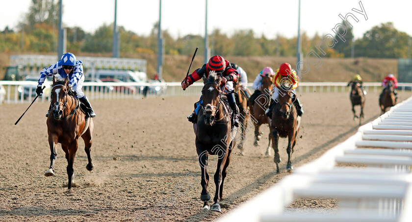 La-Dragontea-0004 
 LA DRAGONTEA (William Buick) wins The EBF Fillies Novice Stakes
Chelmsford 20 Sep 2020 - Pic Steven Cargill / Racingfotos.com