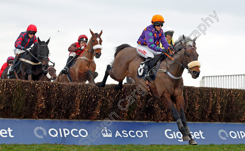 Hazy-Tom-0001 
 winner MARINERO (2nd left, David Maxwell) tracks leader HAZY TOM (Brodie Hampson) in The Colts & Fillies Club Open Hunters Chase Ascot 25 Mar 2018 - Pic Steven Cargill / Racingfotos.com