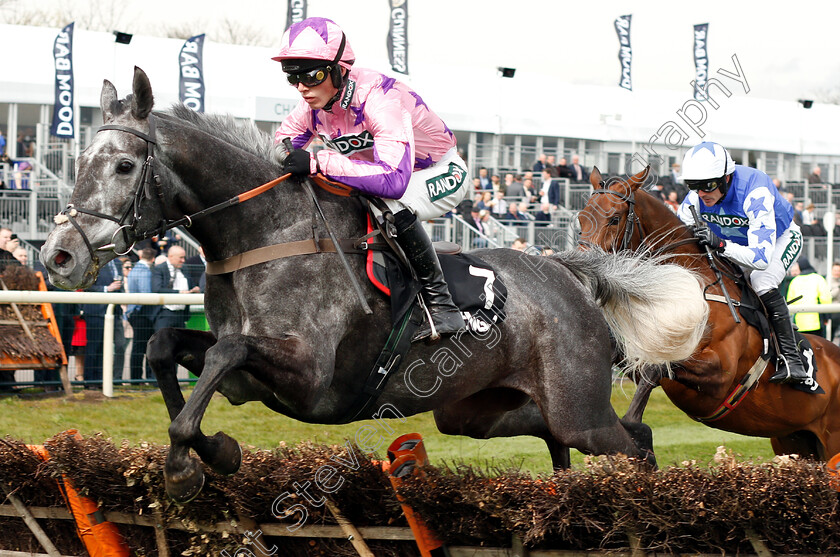 Southfield-Stone-0001 
 SOUTHFIELD STONE (Harry Cobden)
Aintree 5 Apr 2019 - Pic Steven Cargill / Racingfotos.com