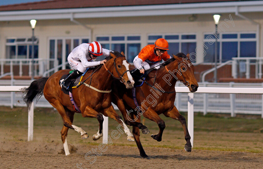 Nell-Quickly-0003 
 NELL QUICKLY (Hollie Doyle) beats GARDEN PARADISE (left) in The Ladies Day 26th August Maiden Fillies Stakes
Chelmsford 29 Apr 2021 - Pic Steven Cargill / Racingfotos.com