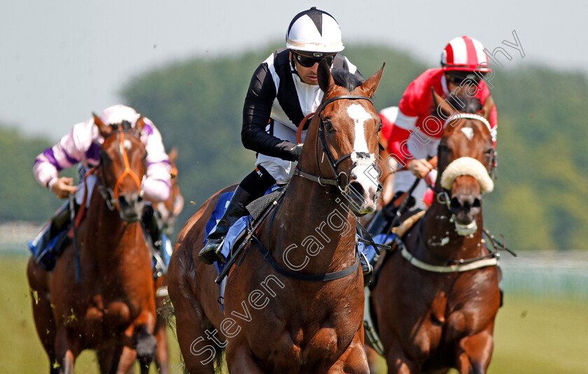 Cool-Exhibit-0006 
 COOL EXHIBIT (Silvestre De Sousa) wins The 188bet Mobile Bet10 Get20 EBF Novice Stakes Nottingham 22 May 2018 - Pic Steven Cargill / Racingfotos.com