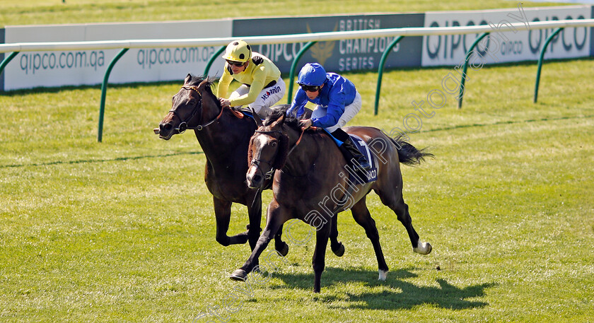 Oasis-Charm-0004 
 OASIS CHARM (right, William Buick) beats SHARJA BRIDGE (left) in The Spring Lodge Handicap Newmarket 5 May 2018 - Pic Steven Cargill / Racingfotos.com