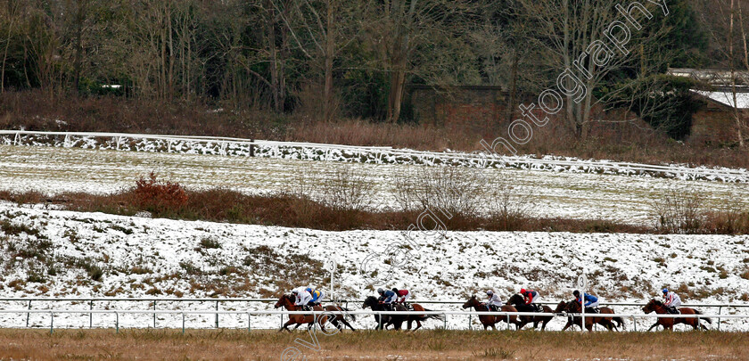 Lingfield-0001 
 Racing at Lingfield
13 Feb 2021 - Pic Steven Cargill / Racingfotos.com