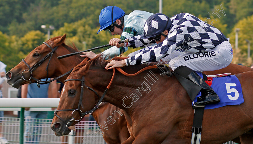 Belated-Breath-0003 
 BELATED BREATH (farside, Oisin Murphy) beats ROMAN SPINNER (nearside) in The Follow 188bet On Twitter Handicap Nottingham 22 May 2018 - Pic Steven Cargill / Racingfotos.com