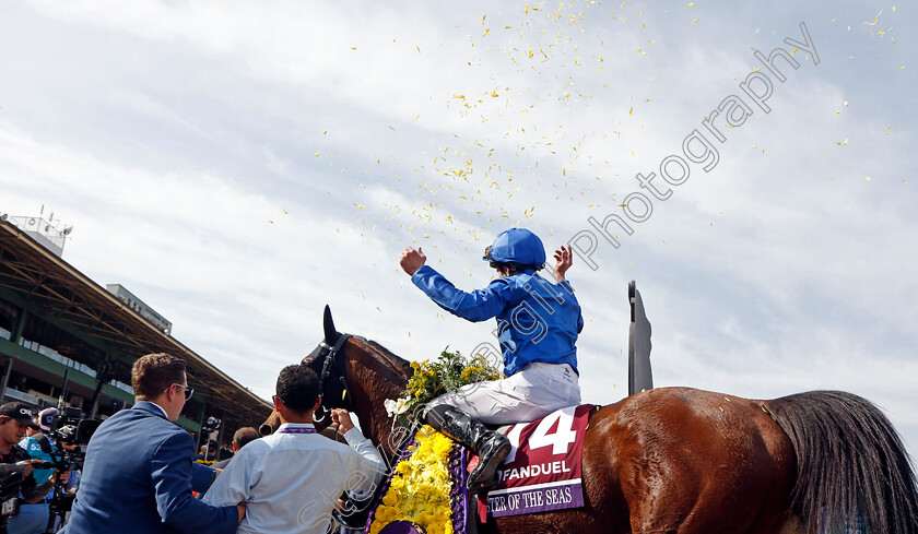 Master-Of-The-Seas-0012 
 MASTER OF THE SEAS (William Buick) winner of The Breeders' Cup Mile
Santa Anita 4 Nov 2023 - Pic Steven Cargill / Racingfotos.com