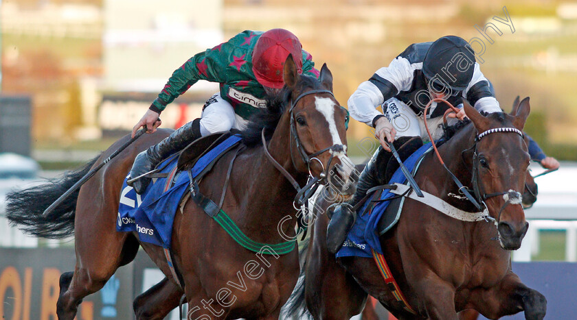 Mister-Whitaker-0002 
 MISTER WHITAKER (left, Brian Hughes) beats RATHER BE (right) in The Close Brothers Novices Handicap Chase Cheltenham 13 Mar 2018 - Pic Steven Cargill / Racingfotos.com