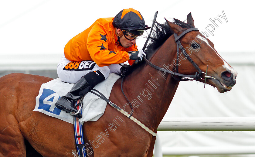 Bahamian-Dollar-0007 
 BAHAMIAN DOLLAR (Silvestre De Sousa) wins The Totescoop6 Play Today Handicap Leicester 28 Apr 2018 - Pic Steven Cargill / Racingfotos.com