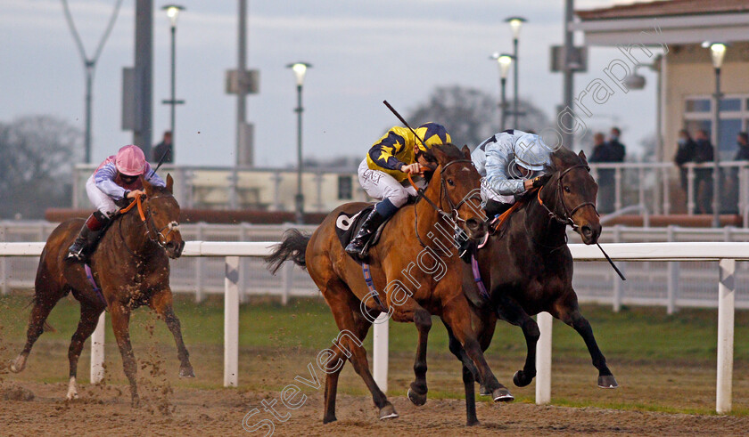 Shining-Success-0003 
 SHINING SUCCESS (Callum Shepherd) beats PRIMO BACIO (right) in The tote Placepot Your First Bet EBF Fillies Novice Stakes
Chelmsford 26 Nov 2020 - Pic Steven Cargill / Racingfotos.com