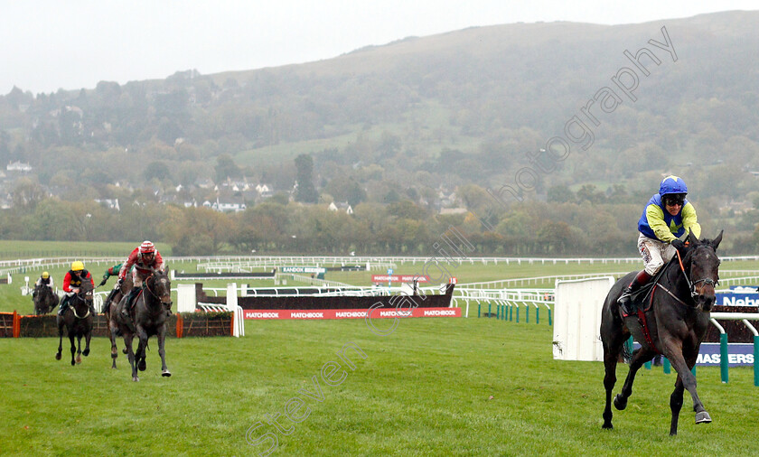 Dinons-0001 
 DINONS (Richard Johnson) wins The Randox Health Novices Hurdle
Cheltenham 27 Oct 2018 - Pic Steven Cargill / Racingfotos.com