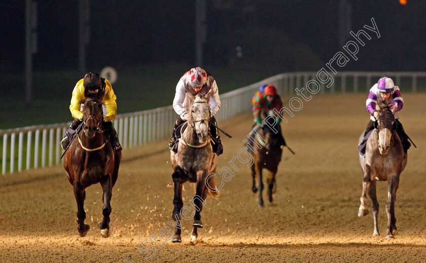 Koeman-0002 
 KOEMAN (left, Tom Marquand) beats THE TRADER (centre) in The Betway Handicap
Wolverhampton 5 Dec 2020 - Pic Steven Cargill / Racingfotos.com