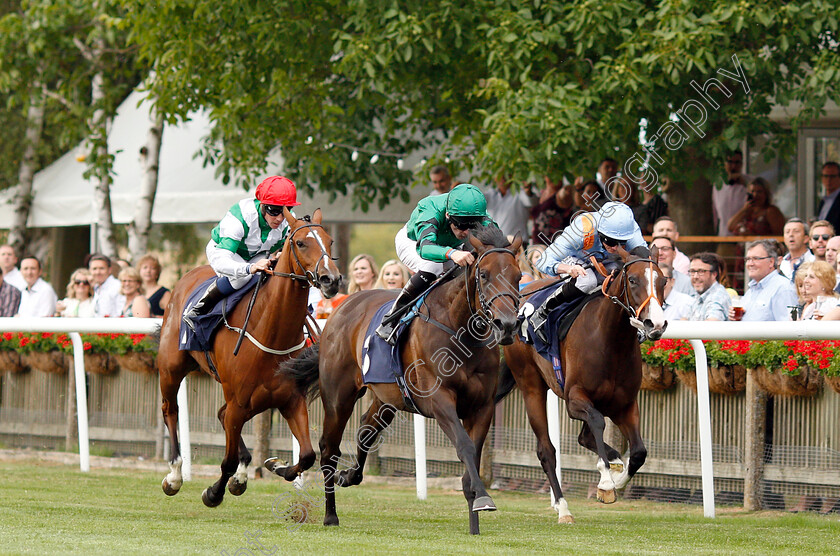 Pennywhistle-0002 
 PENNYWHISTLE (centre, Robert Havlin) beats EMBRACE THE MOMENT (right) and BLISSFUL BEAUTY (left) inThe Fly London Southend Airport To Milan Fillies Novice Stakes
Newmarket 20 Jul 2018 - Pic Steven Cargill / Racingfotos.com