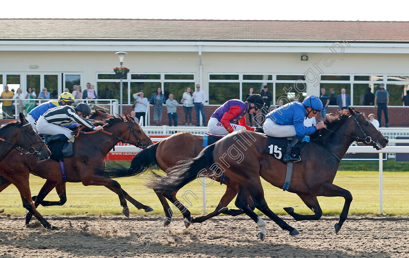 Western-Writer-0005 
 WESTERN WRITER (William Buick) wins The Betsi Maiden Stakes
Chelmsford 7 Jun 2022 - Pic Steven Cargill / Racingfotos.com