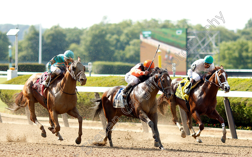 Imperial-Hint-0001 
 IMPERIAL HINT (centre, Javier Castellano) beats WHITMORE (left) in The True North Stakes
Belmont Park 8 Jun 2018 - Pic Steven Cargill / Racingfotos.com