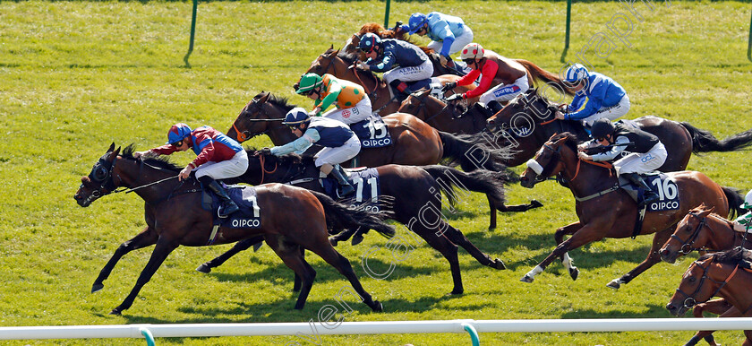 Gifted-Master-0003 
 GIFTED MASTER (James Doyle) wins The Longholes.com Handicap Newmarket 6 May 2018 - Pic Steven Cargill / Racingfotos.com