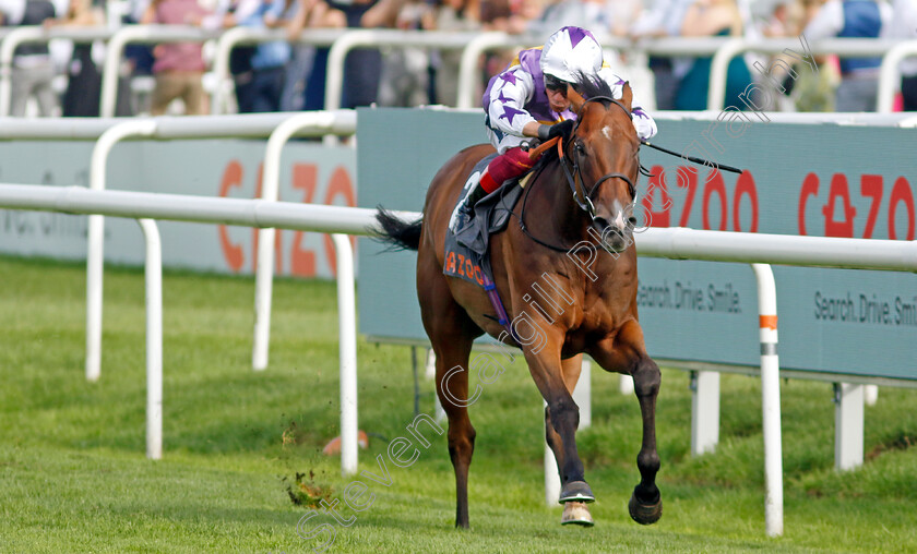 Kinross-0007 
 KINROSS (Frankie Dettori) wins The Cazoo Park Stakes
Doncaster 11 Sep 2022 - Pic Steven Cargill / Racingfotos.com