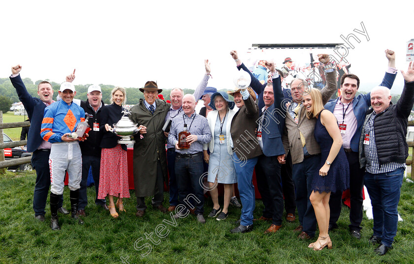 Markhan-0018 
 Trophy Presentation to Davy Russell, Gordon Elliott and owners after MARKHAN won The George Sloan & John Sloan Sr Maiden Hurdle
Percy Warner Park, Nashville Tennessee USA, 11 May 2019 - Pic Steven Cargill / Racingfotos.com