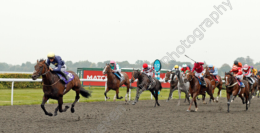 Ply-0001 
 PLY (Harry Bentley) wins The Winners Are Welcome At Matchbook Handicap Kempton 25 Sep 2017 - Pic Steven Cargill / Racingfotos.com