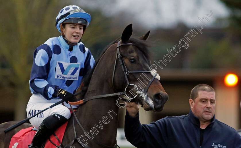 Eccentric-0001 
 ECCENTRIC (Saffie Osborne)
Kempton 14 Feb 2024 - Pic Steven Cargill / Racingfotos.com