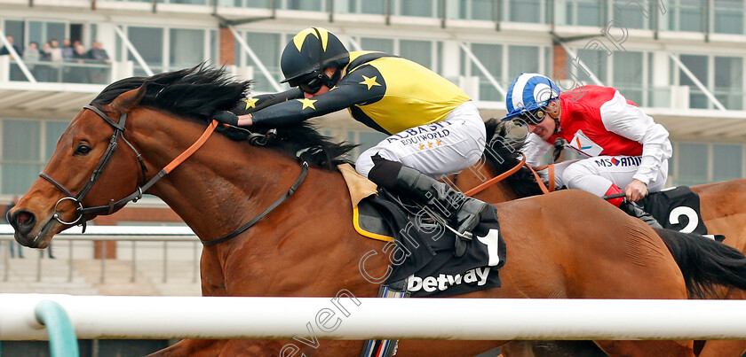 Encore-D Or-0003 
 ENCORE D'OR (Ryan Moore) wins The Betway Handicap Lingfield 3 Mar 2018 - Pic Steven Cargill / Racingfotos.com