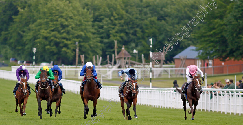 Lionel-0001 
 LIONEL (right, Jamie Spencer) beats LYSANDER (2nd right) and ALDOUS HUXLEY (centre) in The British Stallion Studs EBF Cocked Hat Stakes
Goodwood 20 May 2022 - Pic Steven Cargill / Racingfotos.com